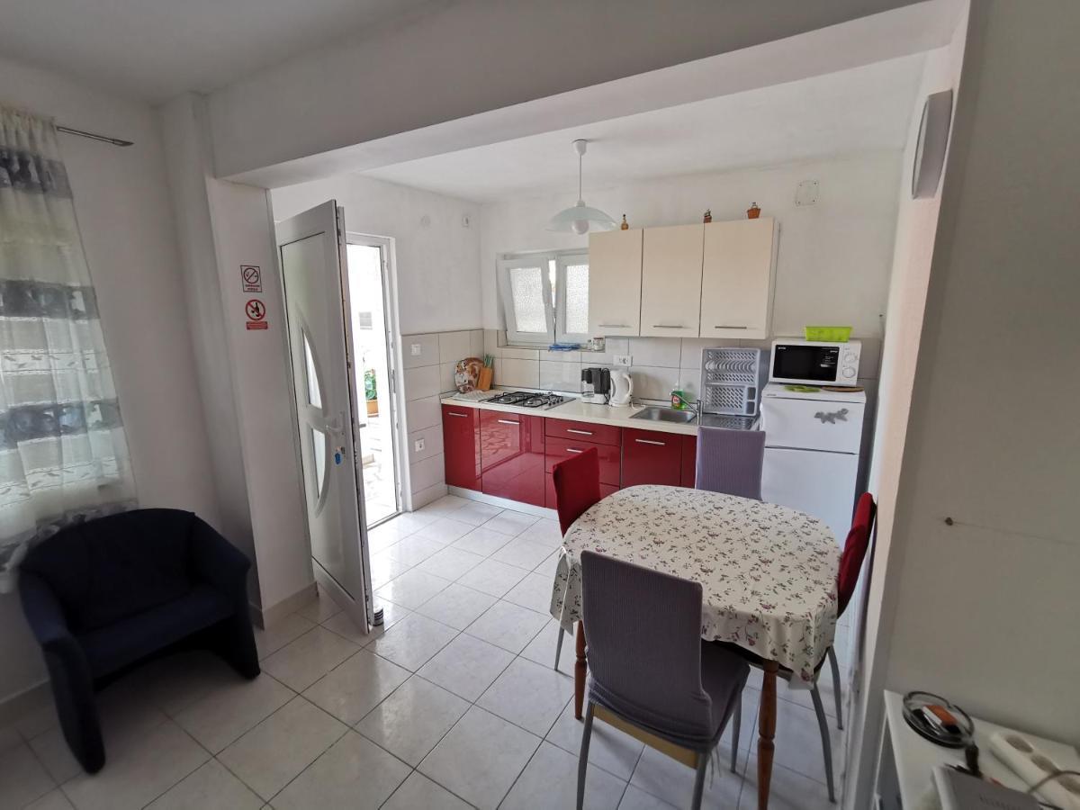 Apartment Marica Луково Екстер'єр фото